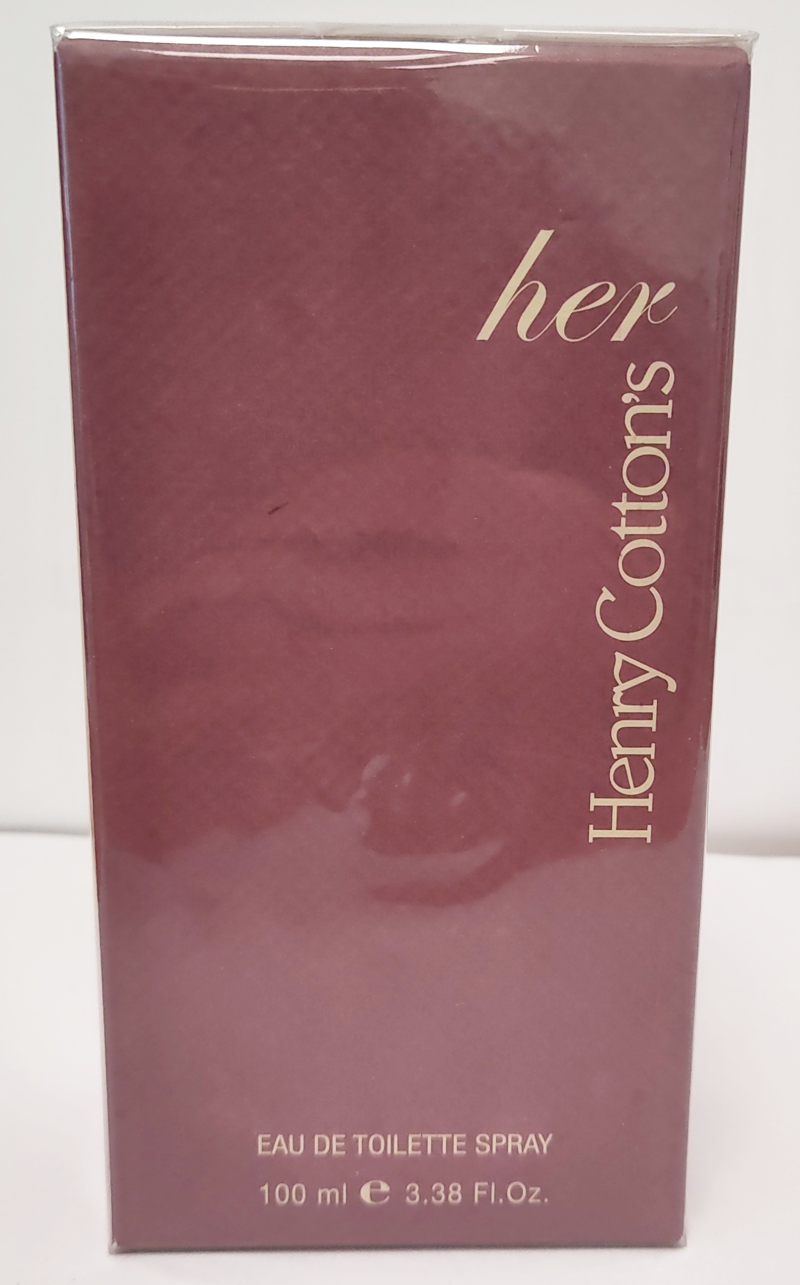 Official image of Perfume ; Henry Cotton's ; Her published by OECD
