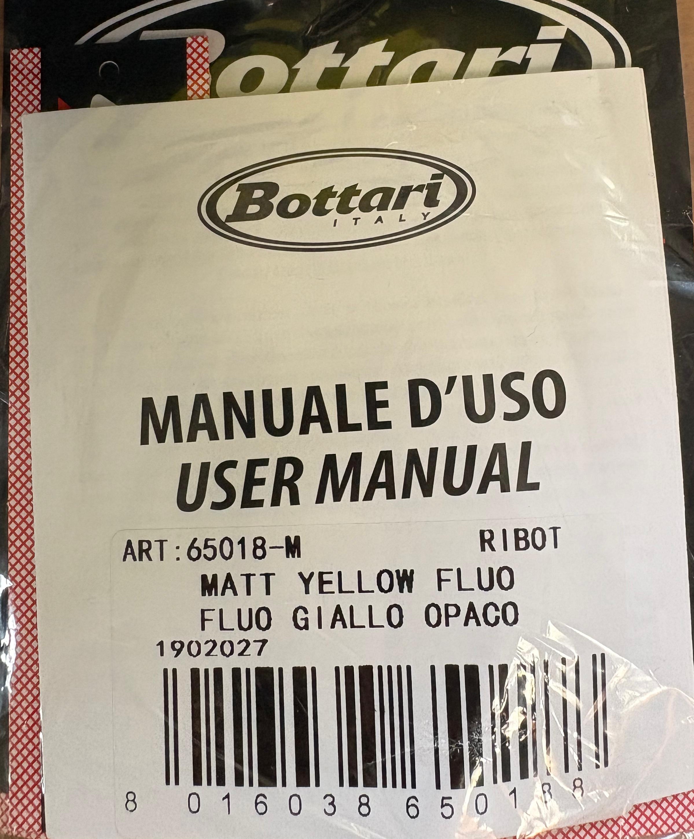Official image of Motorcycle helmet ; Bottari ; Eclipse e Ribot published by OECD 3