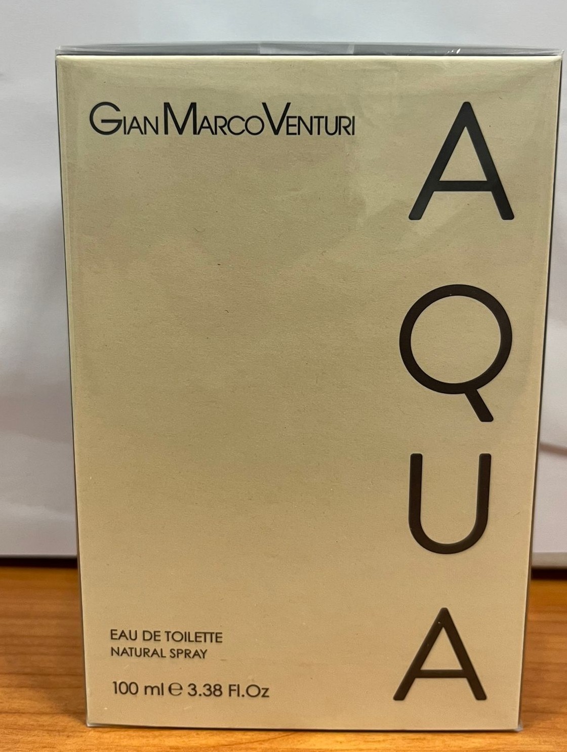 Official image of Perfume ; GianMarcoVenturi ; Aqua published by OECD