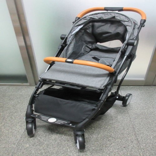 Official image of Stroller published by OECD