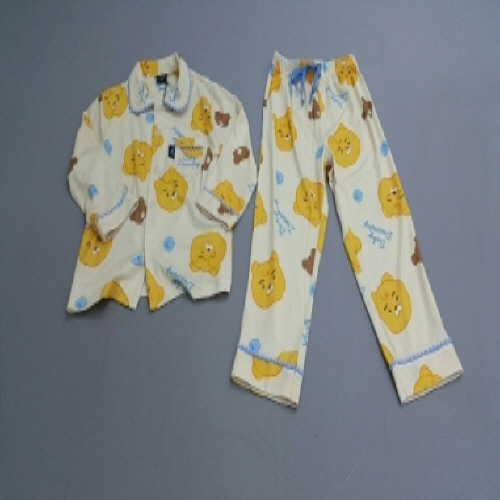 Official image of Textile product for children published by OECD