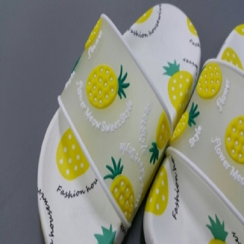 Official image of Textile product for children published by OECD 2