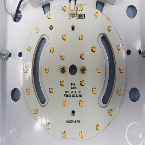 Official image of Lighting published by OECD 2