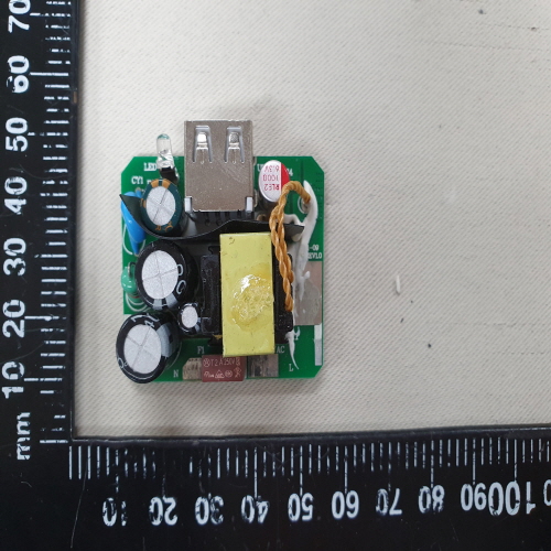 Official image of DC power supply published by OECD 2