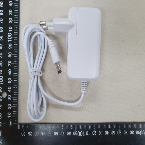 Official image of DC power supply published by OECD