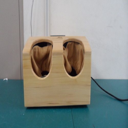 Official image of Electric heated massage pack published by OECD