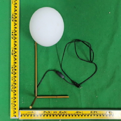 Official image of Lamp stand published by OECD