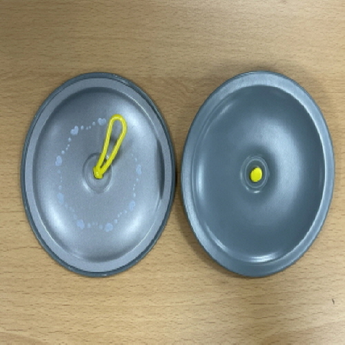 Official image of School supplies published by OECD 2