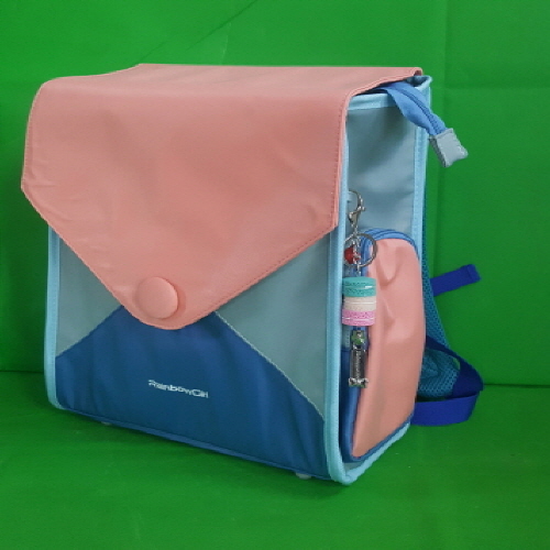 Official image of Textile product for children published by OECD