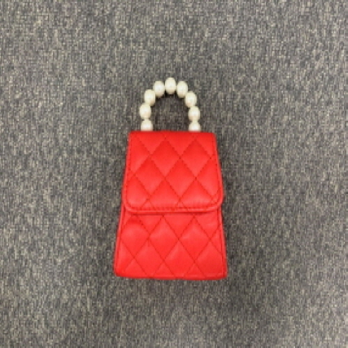 Official image of Leather product for children published by OECD