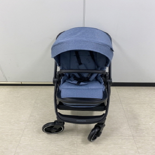 Official image of Stroller published by OECD