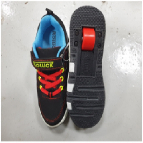 Official image of Wheeled shoes for children published by OECD