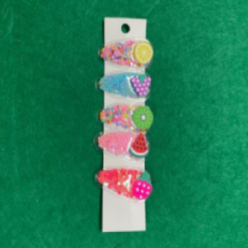Official image of Jewellery for children published by OECD
