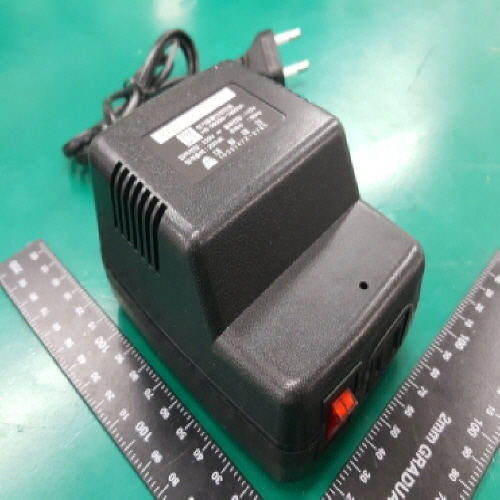 Official image of Transformer and voltage regulator published by OECD