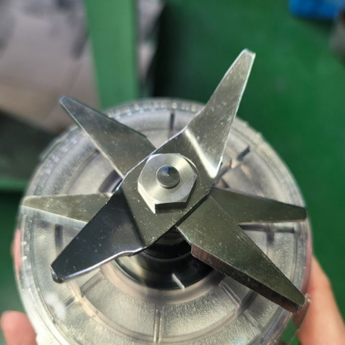 Official image of Hood mixer (Bidirectional rotation blender) published by OECD 2